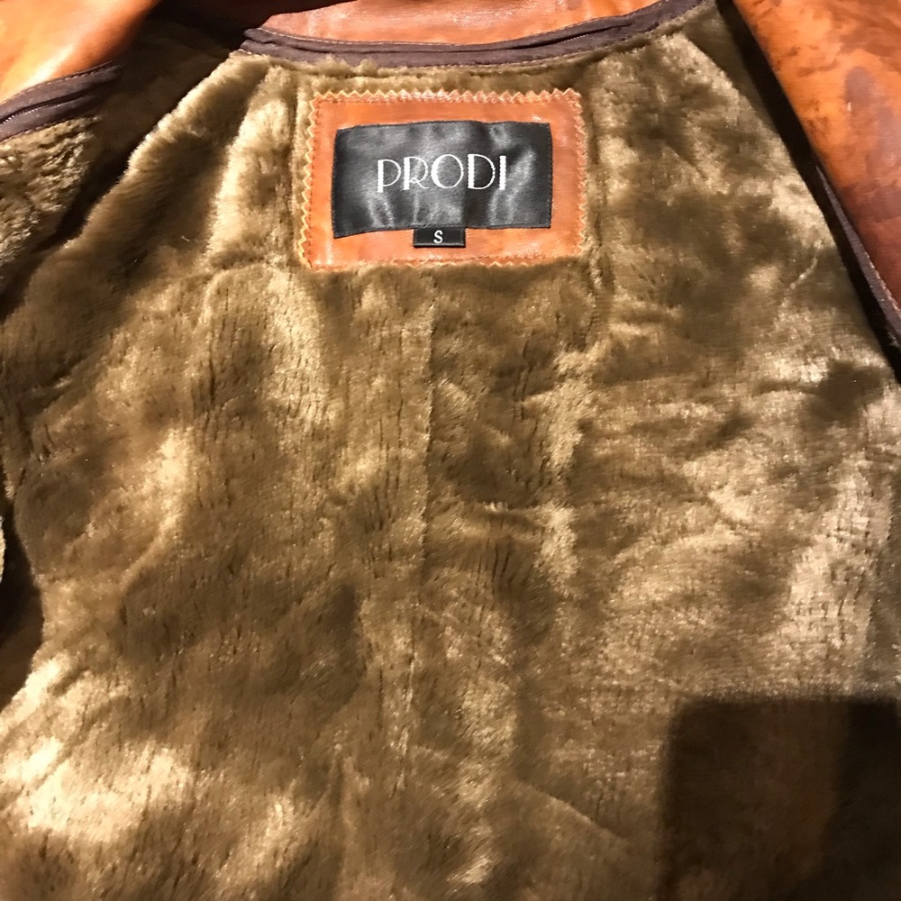 Prodi Leather Jacket - Picture 5 of 8
